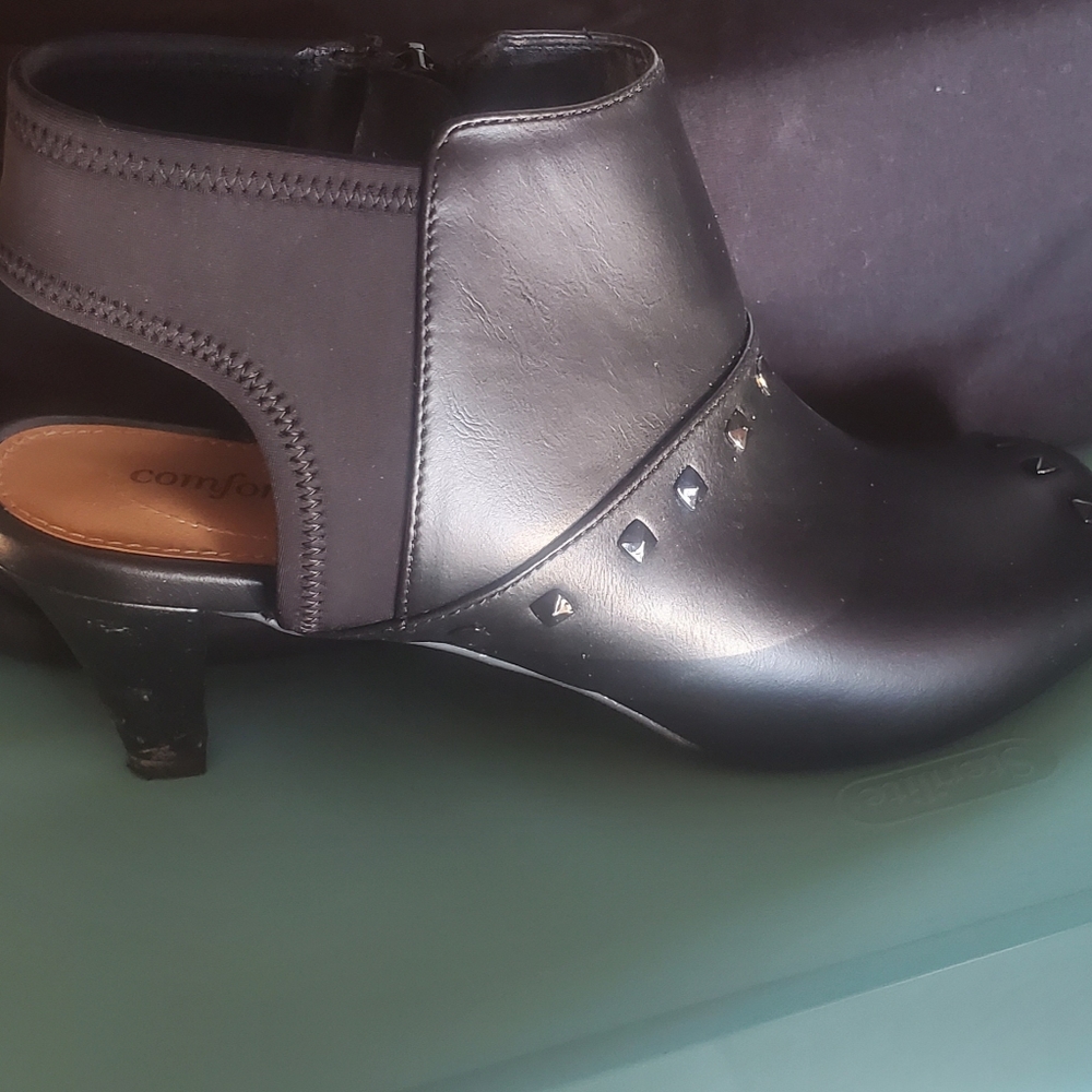 Comfort View Booties